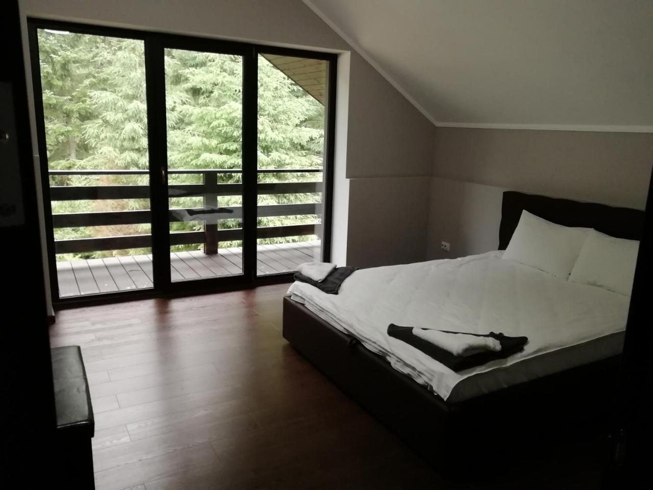 Berghaus Bukovel Villa Buitenkant foto